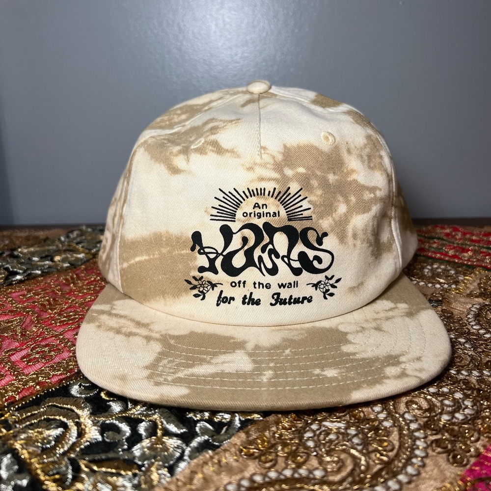 NWOT VANS OFF THE WALL TIE DYE SUN HAT